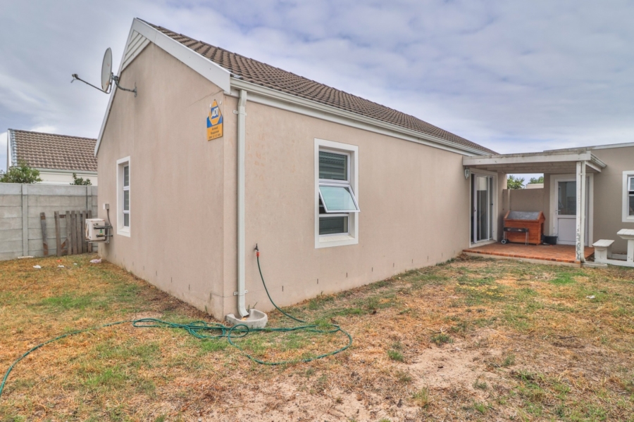 2 Bedroom Property for Sale in Sunningdale Western Cape